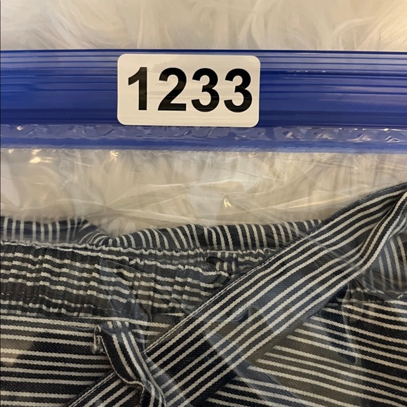 🐬 High Rise Wide Leg Pants - Picture 12 of 12